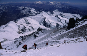 Aufstieg am Aconcagua vor der Canalettorinne